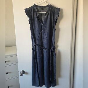 Ann Taylor Factory Lightweight Denim Sleeveless Flutter Sleeves Dress (Size L)